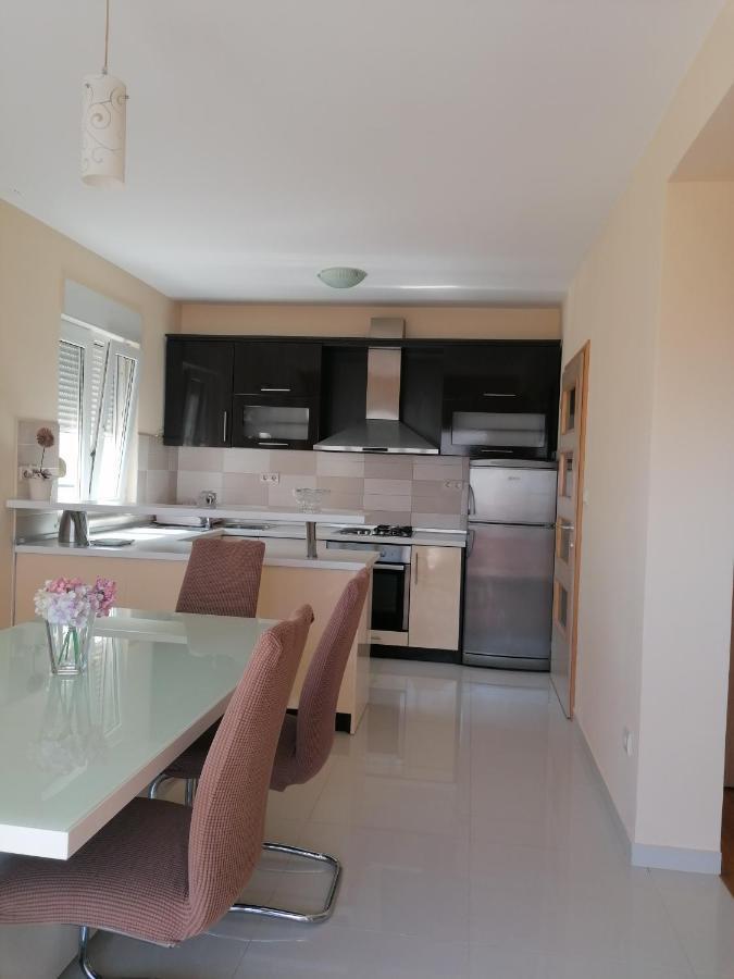 Salona Croatia Apartment Exterior photo
