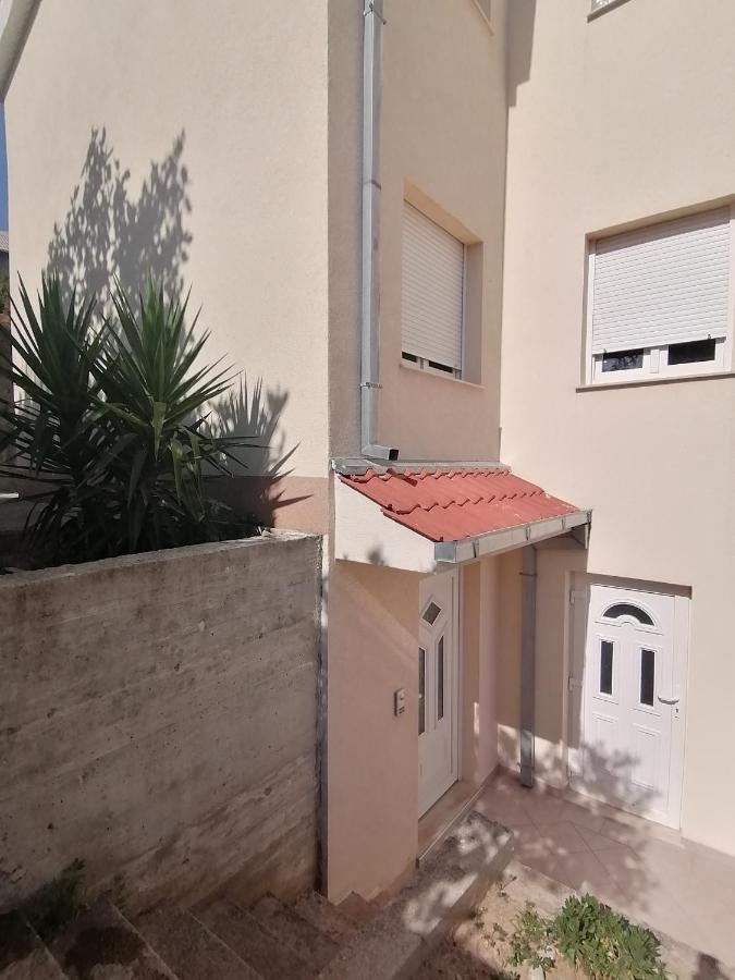 Salona Croatia Apartment Exterior photo