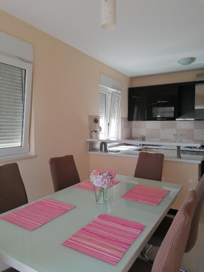Salona Croatia Apartment Exterior photo